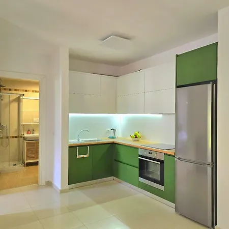 Bright Beachside 1-bedroom * Durres