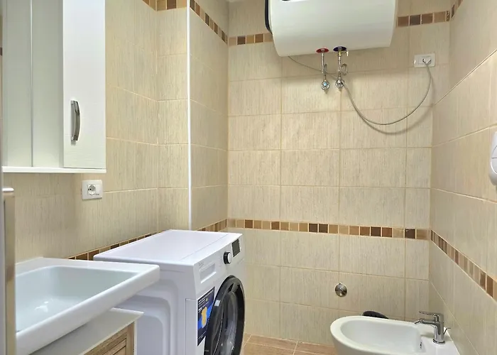 Bright Beachside 1-bedroom Durrës