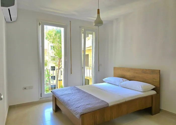 Bright Beachside 1-bedroom Durrës