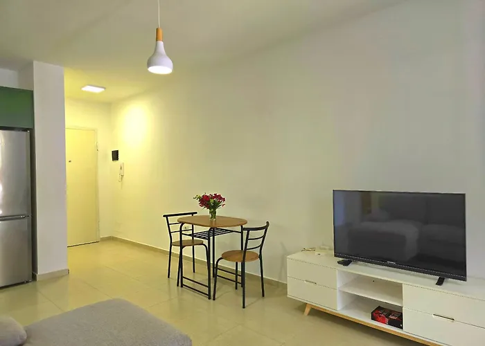 Bright Beachside 1-bedroom Durrës