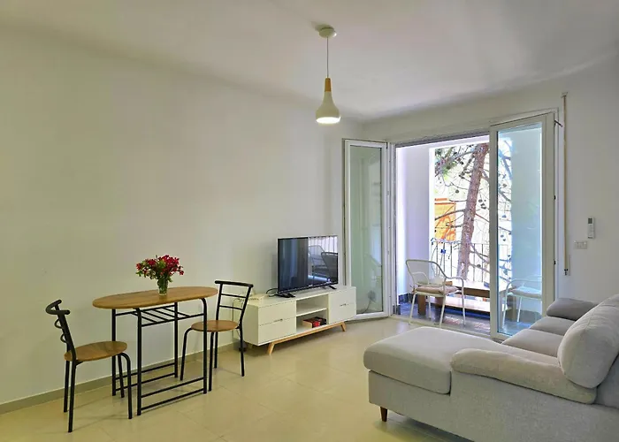 Apartmán Bright Beachside 1-bedroom